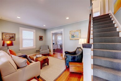 93 Wilcox Ave, Pawtucket, RI 02860 - photo 5