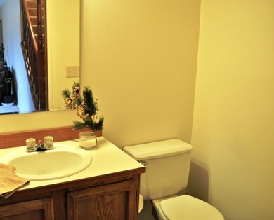 306 Jewell St, Enumclaw, WA 98022 - photo 4