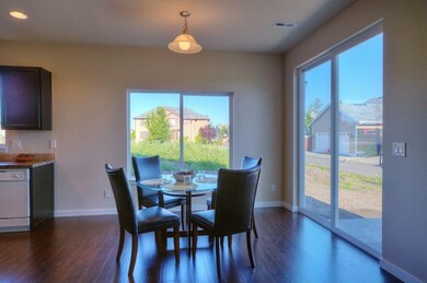 415 Petersen Dr E, Enumclaw, WA 98022 - photo 5