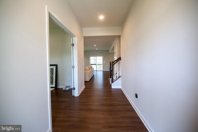 132 E Crossing Dr, Mount Royal, NJ 08061 - photo 2