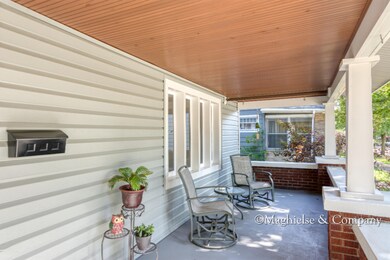 04 Porch
