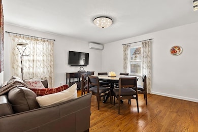 109 10th St, Staten Island, NY 10306 - photo 6