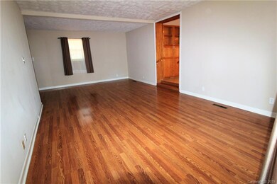 505 Flatrock St unit 311, Clover, SC 29710 - photo 3