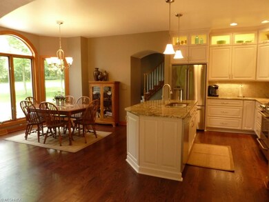 Amazing Kitchen .... Newly Remodeled to White Cabi