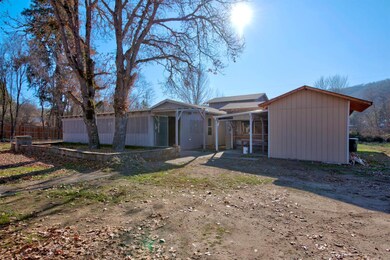 10317 Blackwell Rd, Central Point, OR 97502 - photo 2