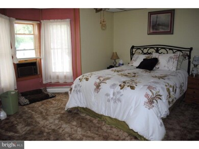 122 Washington St, Tamaqua, PA 18252 - photo 6