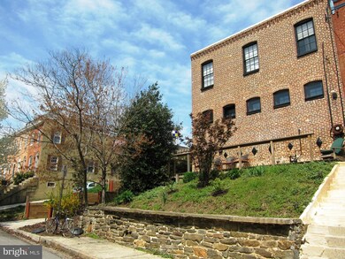 337 E Hamburg St unit 2, Baltimore, MD 21230 - photo 2