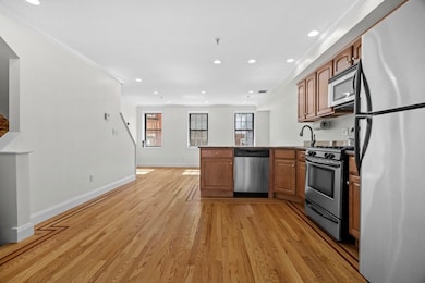 11 Wiget St unit 11-4, Boston, MA 02113 - photo 3