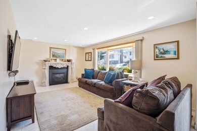 19 Swan Ave unit B, Boston, MA 02128 - photo 2