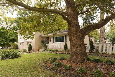 1256 Gumwood Dr, Columbus, OH 43229 - photo 2