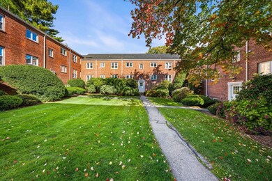 130 Boylston St unit 2, Chestnut Hill, MA 02467 - photo 2