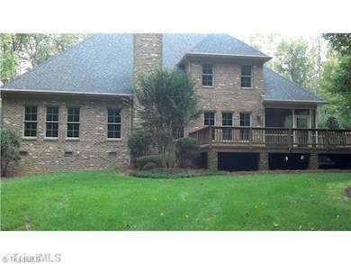 5306 River Thicket Ct, Jamestown, NC 27282 - photo 3