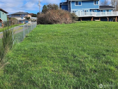 3023 Pawnee Dr, Bremerton, WA 98310 - photo 5