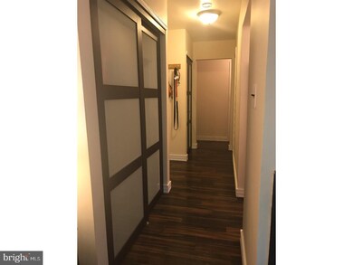 11B E Daisy Ln unit 11B, Mount Laurel, NJ 08054 - photo 2