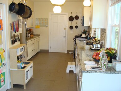 5-7 Nottingham St unit 7, Newton Center, MA 02459 - photo 3