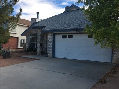 386 Brill Cir, Horizon City, TX 79928 - photo 2