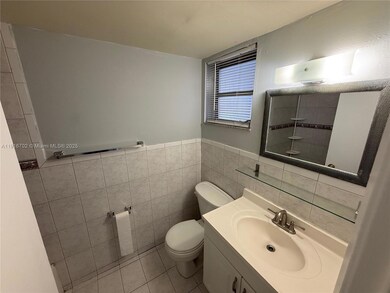 310 Fontainebleau Blvd unit 401, Miami, FL 33172 - photo 4