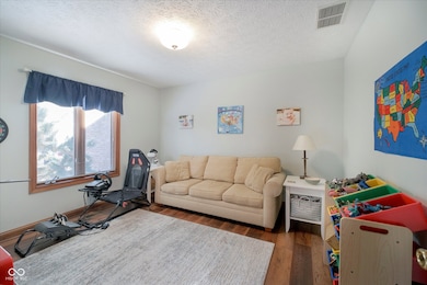 7706 Wheelwright Ct, Plainfield, IN 46168 - photo 5