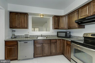 10205 Bignonia Dr, Laurel, MD 20708 - photo 7