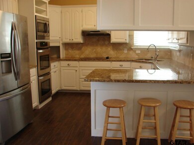 1209 1209 Spring Branch Dr, Tyler, TX 75703 - photo 4