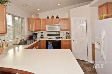 429 Autumn Dr, Nampa, ID 83686 - photo 5