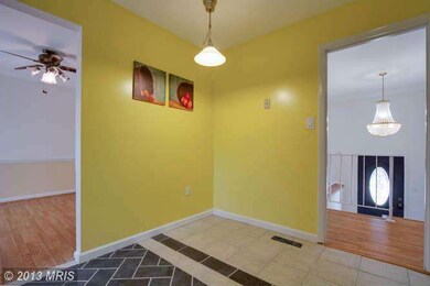 13234 Nancy Ct, Woodbridge, VA 22193 - photo 5