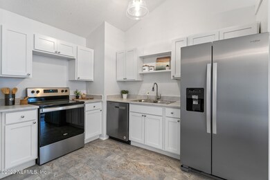 5113 Glen Alan Ct N, Jacksonville, FL 32210 - photo 5