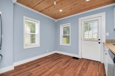 871 Ruby Avenue-8