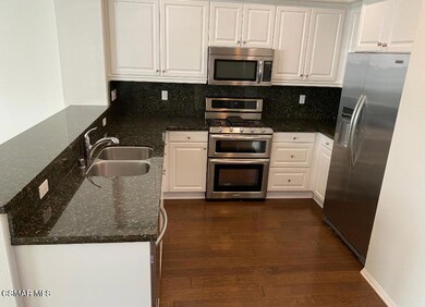 2234 Rolling River Ln unit 3, Simi Valley, CA 93063 - photo 2