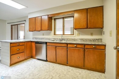 3118 Broadway N, Fargo, ND 58102 - photo 7