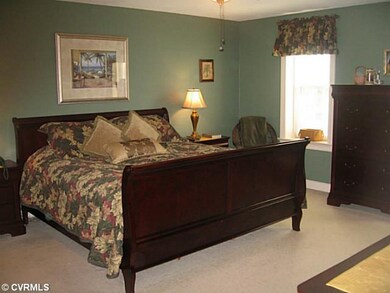 Master Bedroom - Huge, King Size bed and room for 
