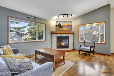 Spacious living room
