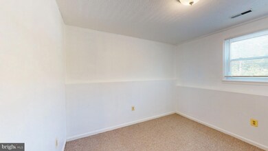 2106 Ohio Ave, Hyattsville, MD 20785 - photo 6