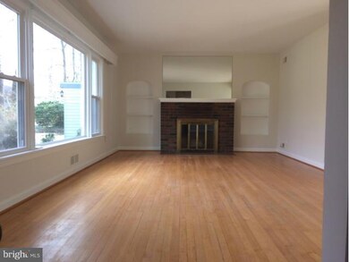 6443 Overhill Rd, Falls Church, VA 22042 - photo 2