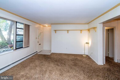 2211 Windsor Cir, Broomall, PA 19008 - photo 4