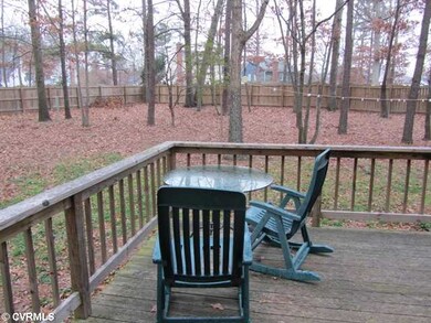 Yard/Garden - Nice size lot - plenty of room to pl