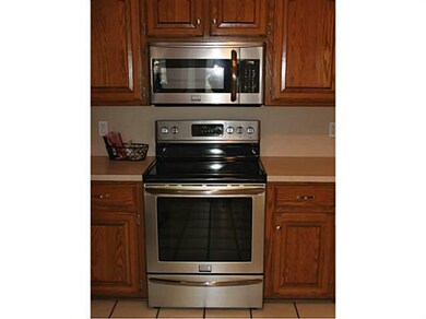 2124 NE 13th St, Moore, OK 73160 - photo 7