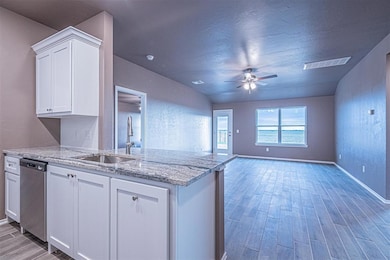 1620 Highland Loop, Guthrie, OK 73044 - photo 3