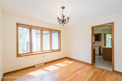 18 Knollwood Dr, Saratoga Springs, NY 12866 - photo 3