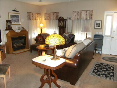 4715 Horseshoe Trail unit 48, Macungie, PA 18062 - photo 5