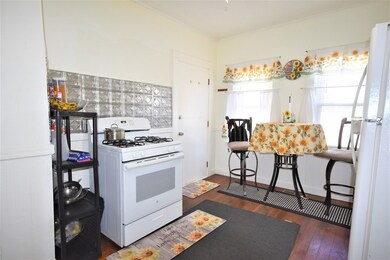 24 Winsor St, Fairhaven, MA 02719 - photo 5