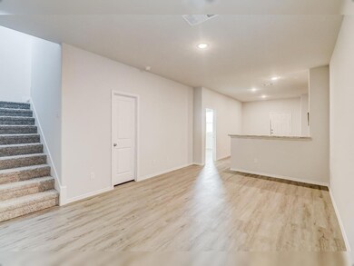 1317 Ester Ln, Ennis, TX 75119 - photo 4