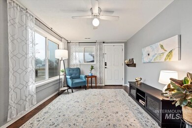 109 E 8th N, Mountain Home, ID 83647 - photo 4