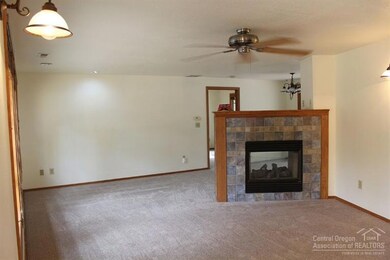 unlisted-address, Bend, OR 97702 - photo 2