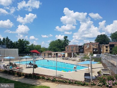 17821 Buehler Rd unit E, Olney, MD 20832 - photo 2