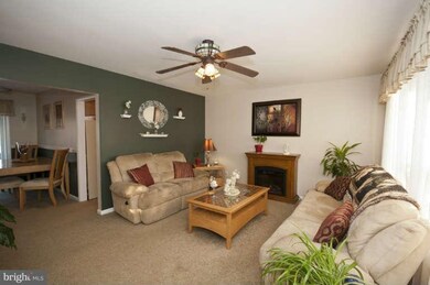 2 Parkwind Ct, Parkville, MD 21234 - photo 4