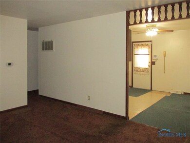 Living Room (14x12)