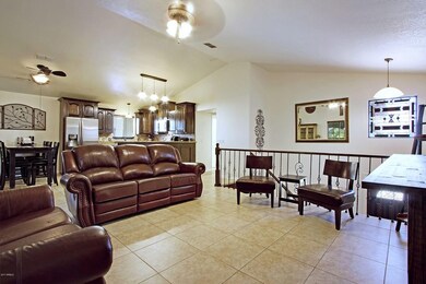 LivingRm_5854