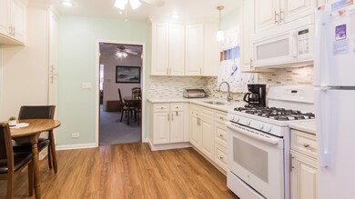 6032 N Fairfield Ave, Chicago, IL 60659 - photo 3