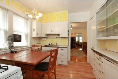 6423 N Fairfield Ave, Chicago, IL 60645 - photo 5